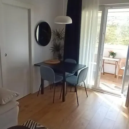 Charming Close To The Old Town & A Free Tour *