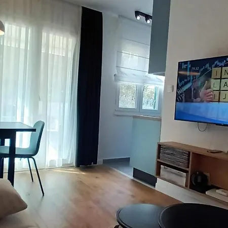 Charming Close To The Old Town & A Free Tour