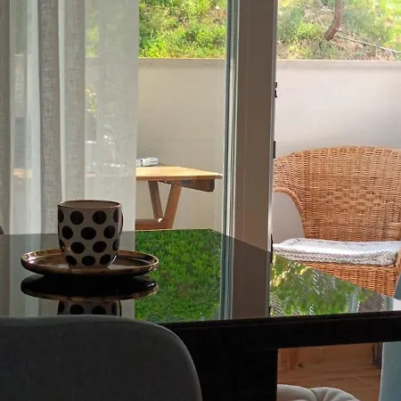 Charming Close To The Old Town & A Free Tour Apartment *