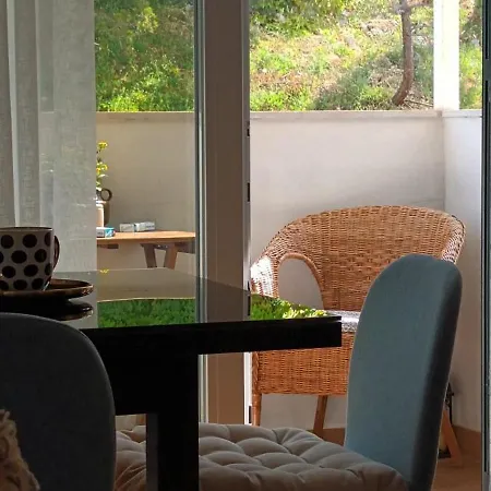 Charming Close To The Old Town & A Free Tour *